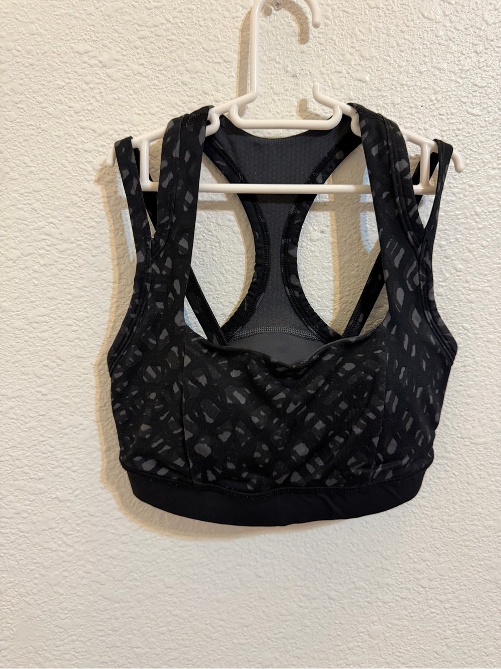lululemon athletica splendour Black Patterned Racerback Sports Bra